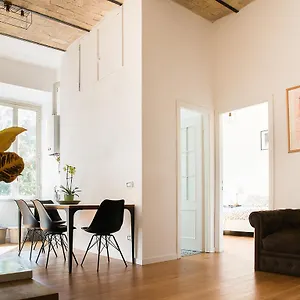 Apartment Domus Claudi Colosseum, Rome